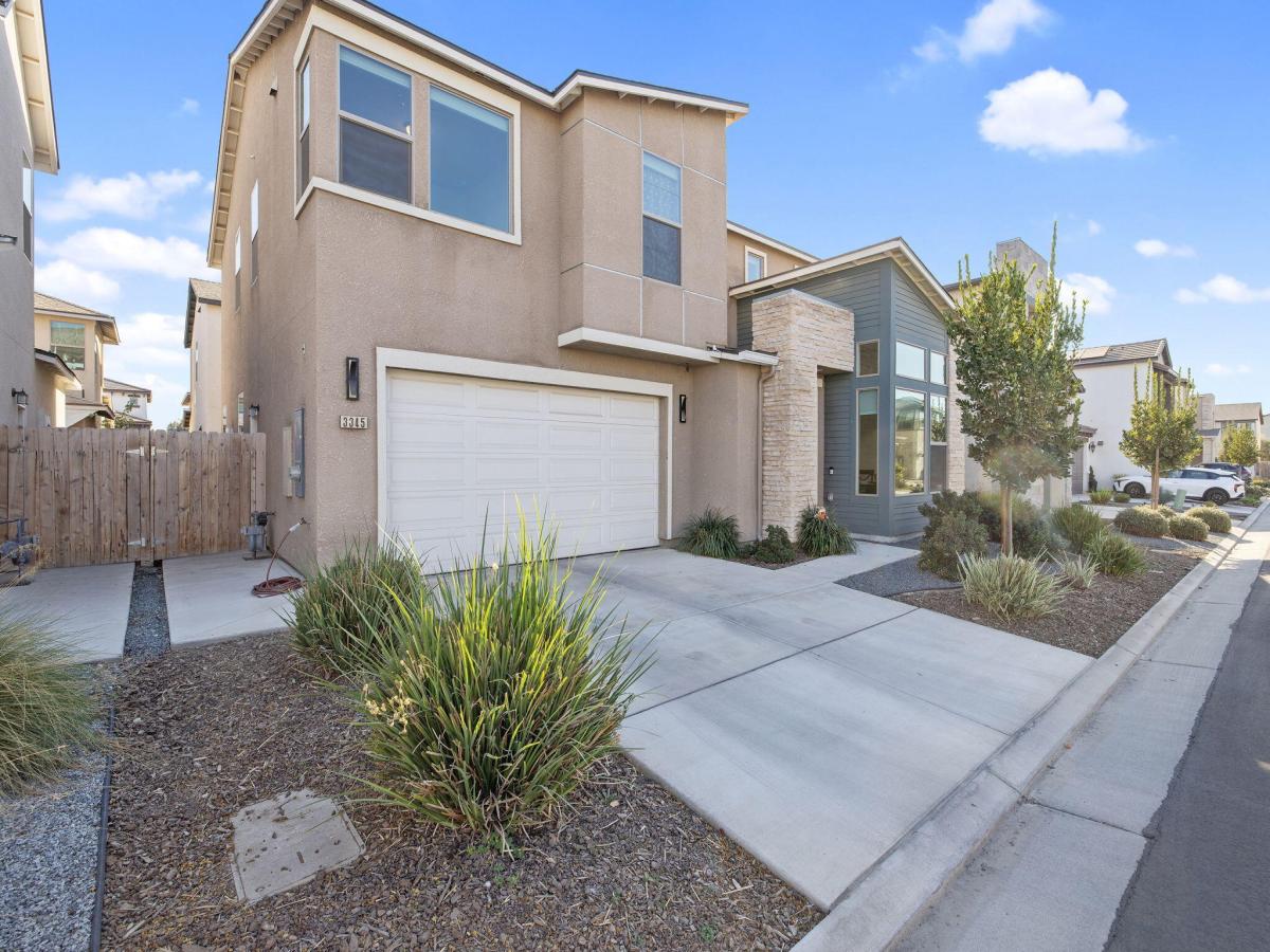 MLS #244570 image #0