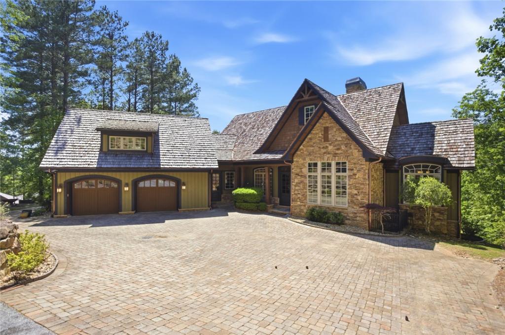 MLS #20301631 image #0