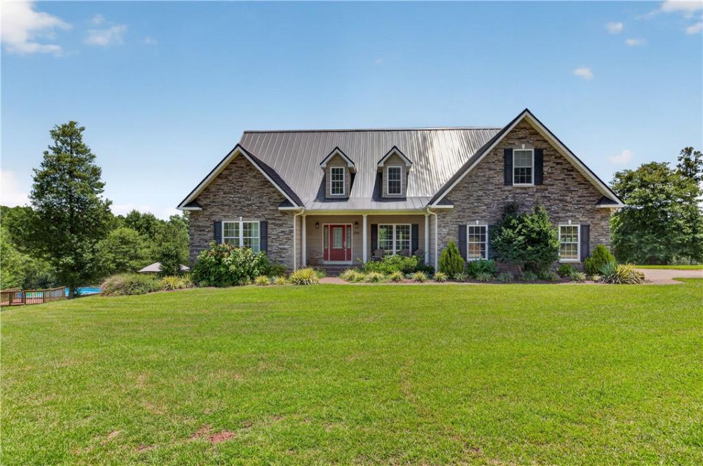 MLS #20304201 image #0