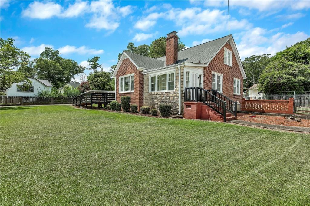 MLS #20305359 image #0
