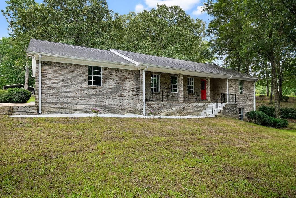 MLS #25-1369 image #0