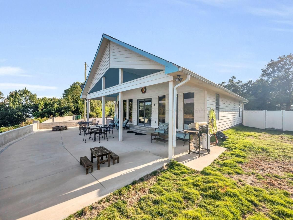 MLS #25-1464 image #0