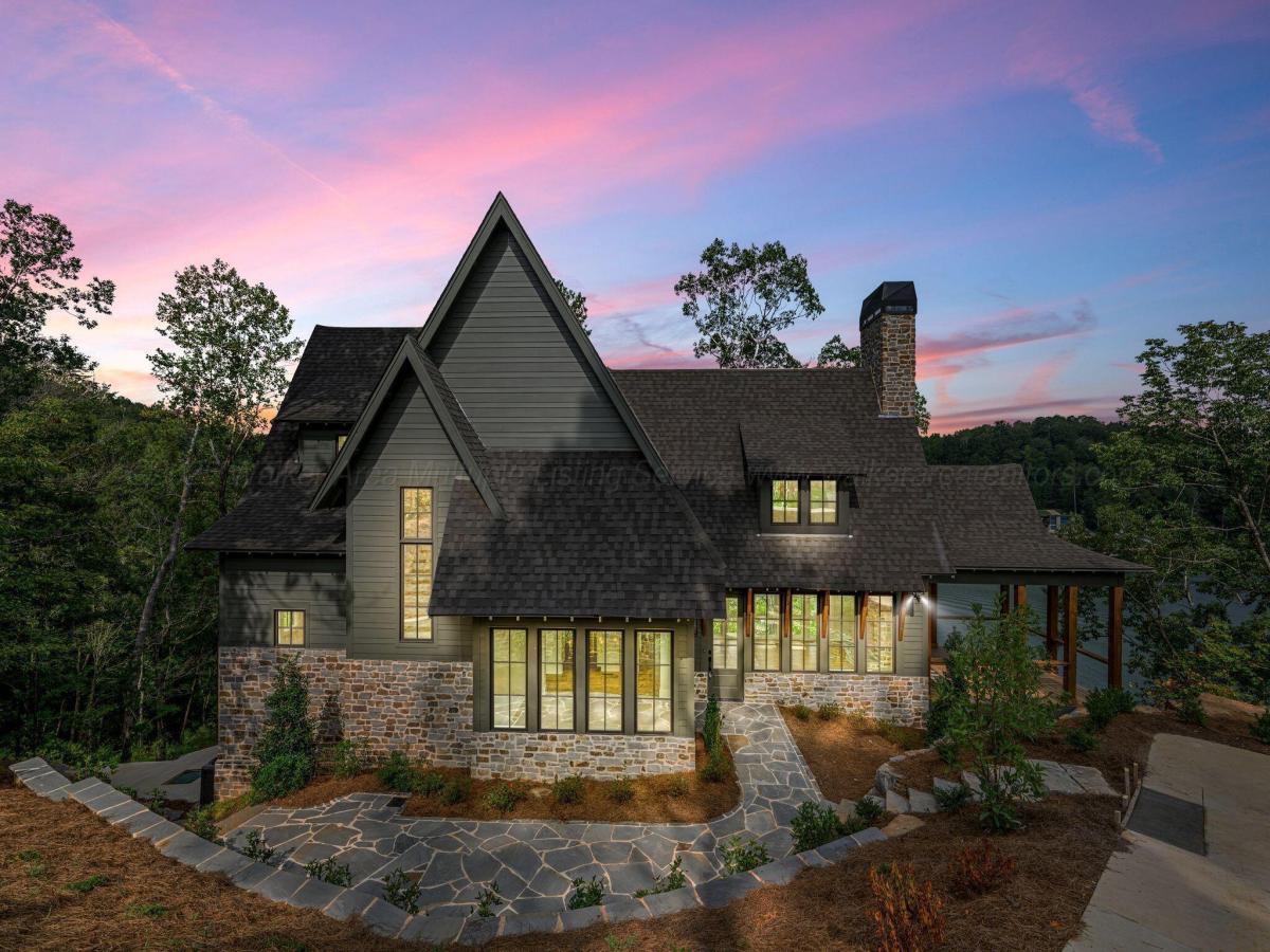 MLS #25-1705 image #0