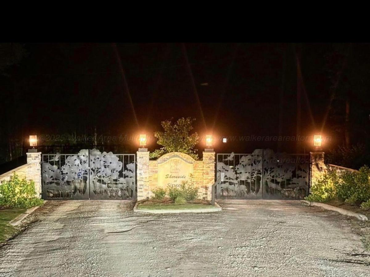 MLS #25-1828 image #0