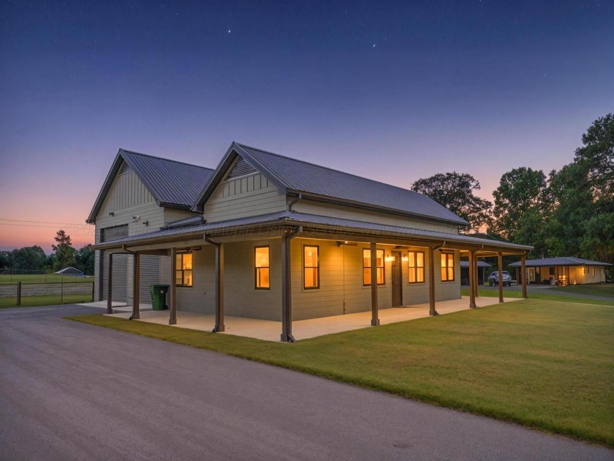 MLS #25-1957 image #0