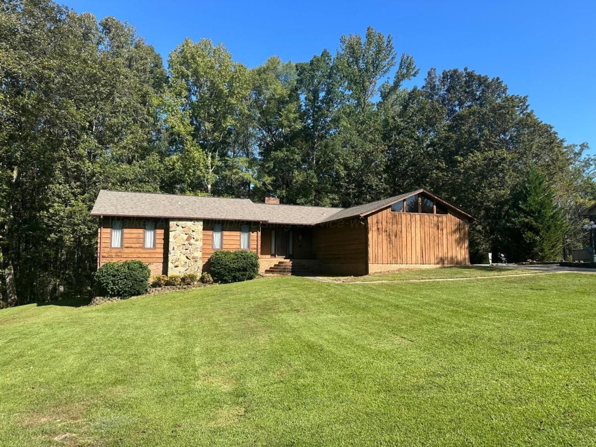 MLS #25-1976 image #0