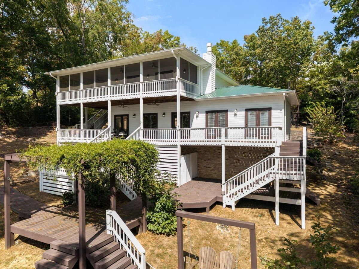 MLS #25-1978 image #0