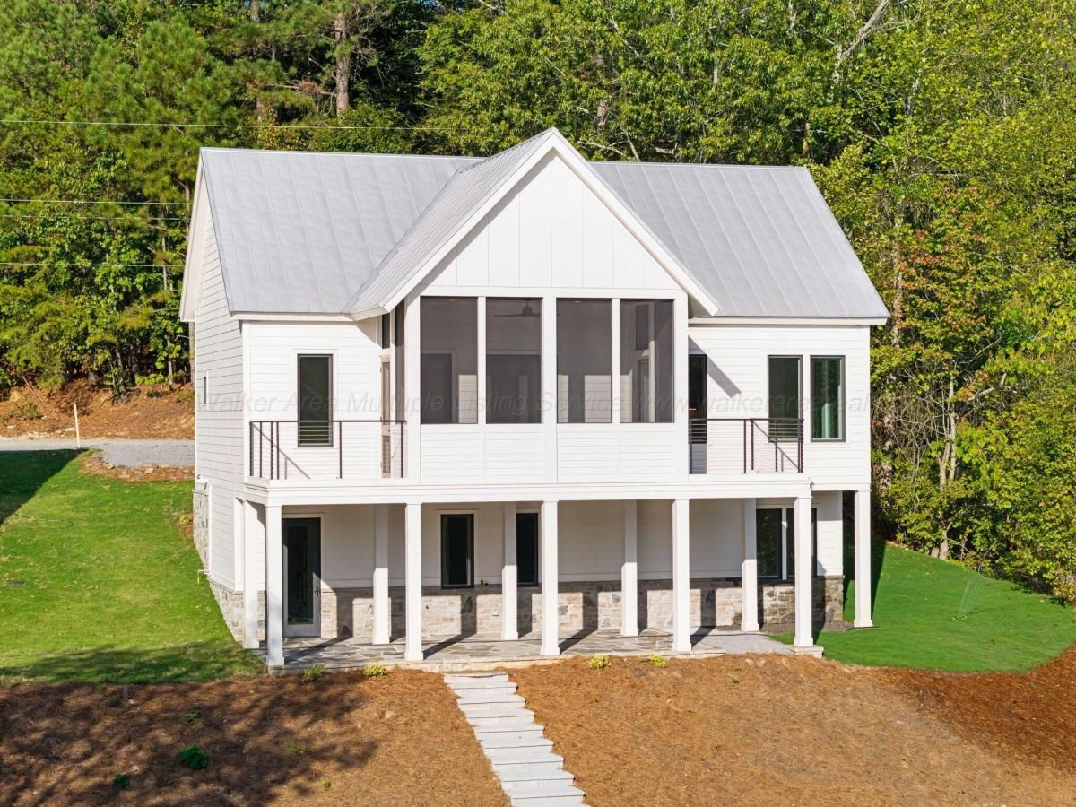 MLS #25-2027 image #0