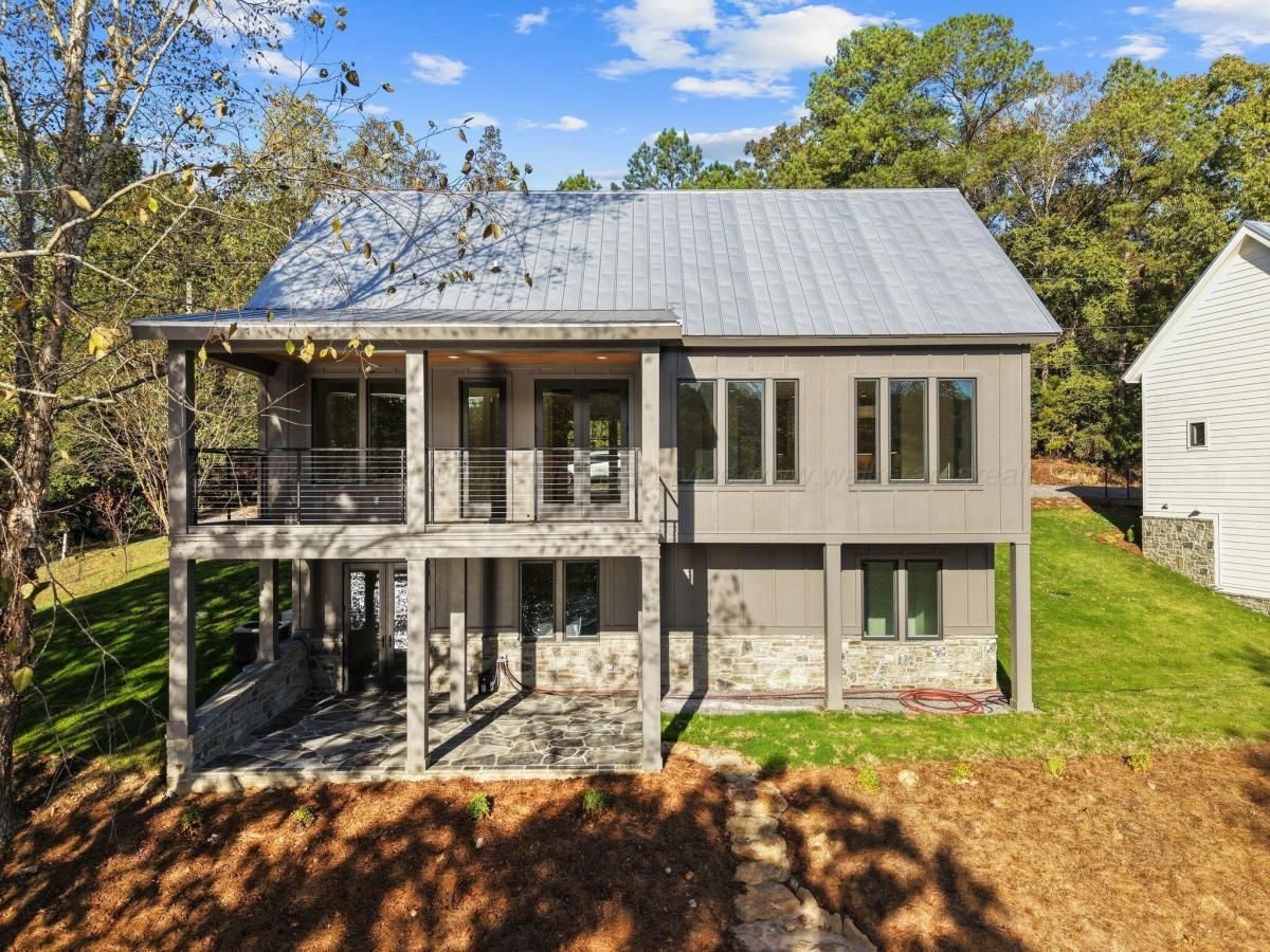 MLS #25-2028 image #0