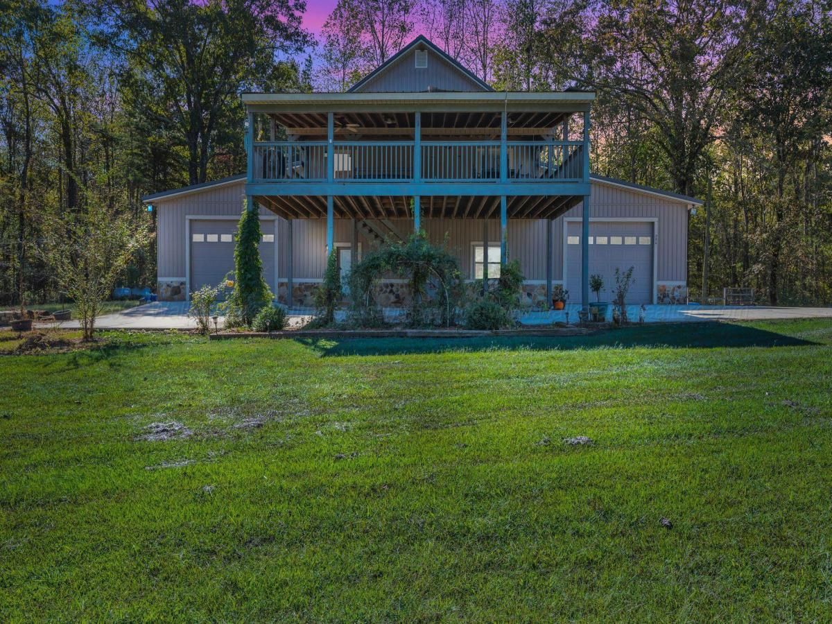 MLS #25-2076 image #0