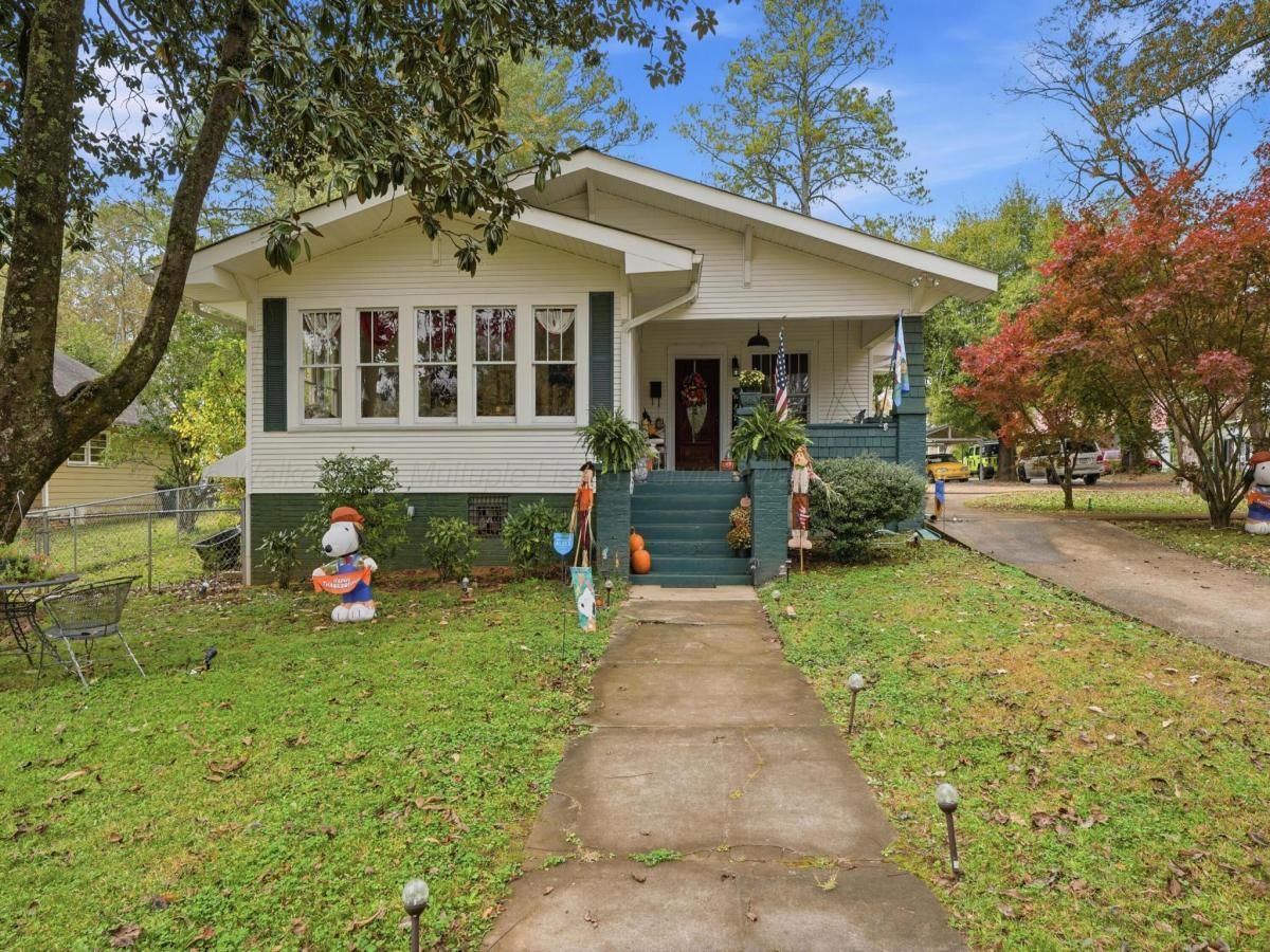 MLS #25-2233 image #0