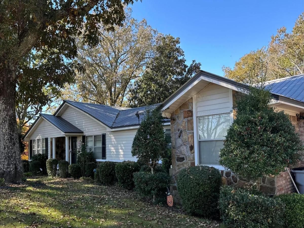 MLS #25-2234 image #0