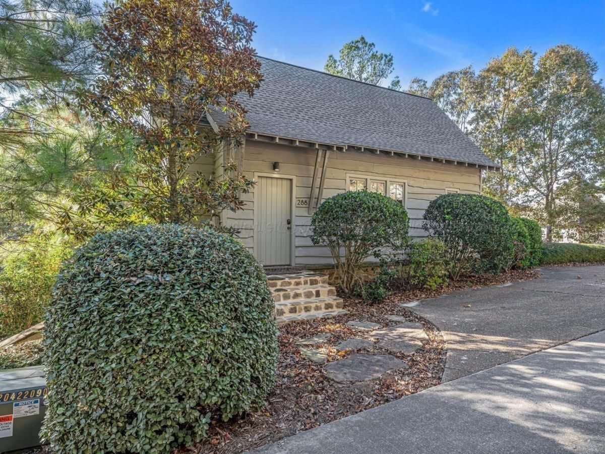 MLS #25-2259 image #0