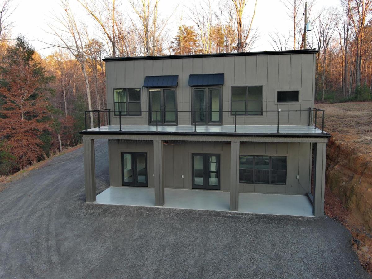 MLS #25-2295 image #0