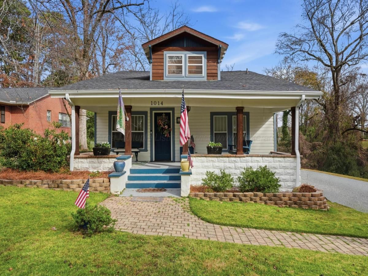 MLS #25-2332 image #0