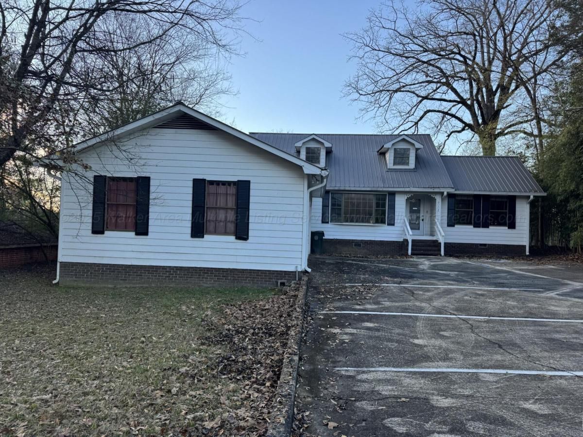 MLS #25-2354 image #0