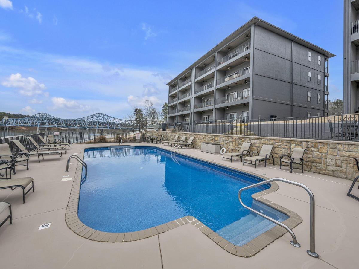 MLS #25-427 image #0