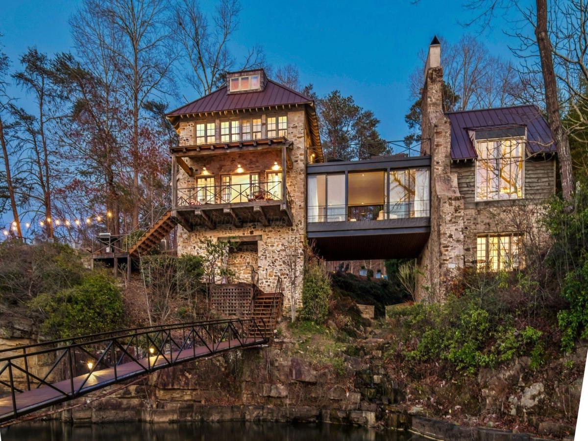 MLS #25-652 image #0