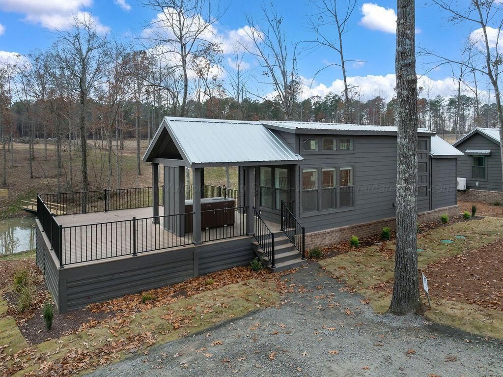 MLS #25-918 image #0