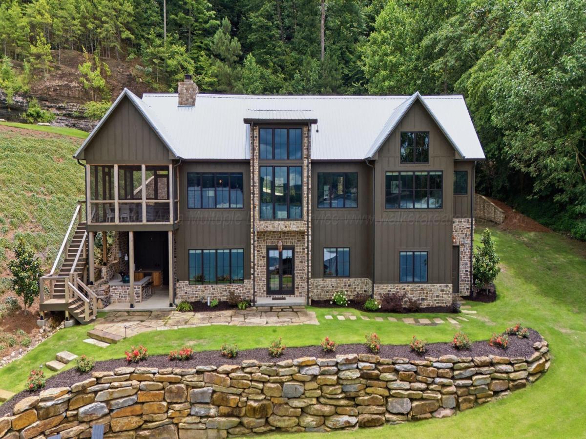 MLS #26-1462 image #0