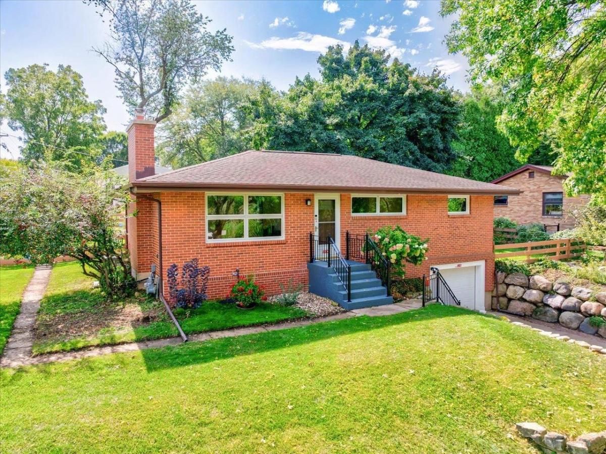 MLS #SCW2009406 image #0