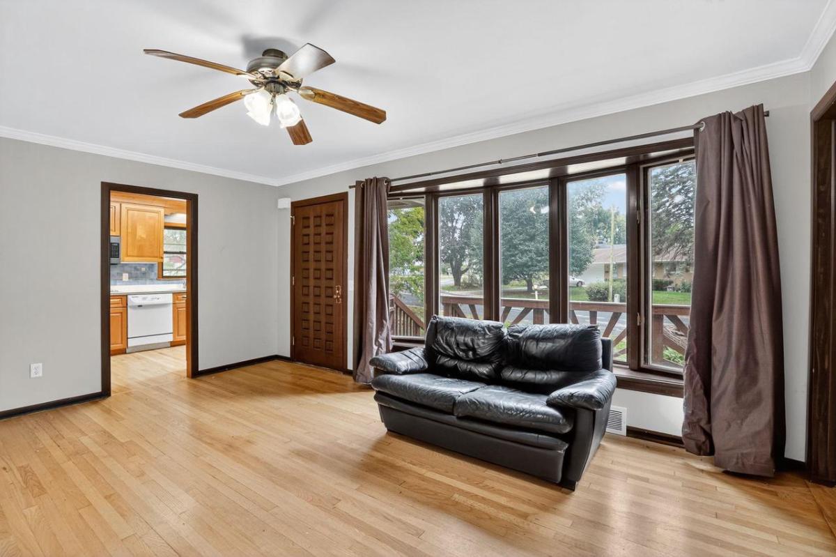 MLS #SCW2009469 image #0