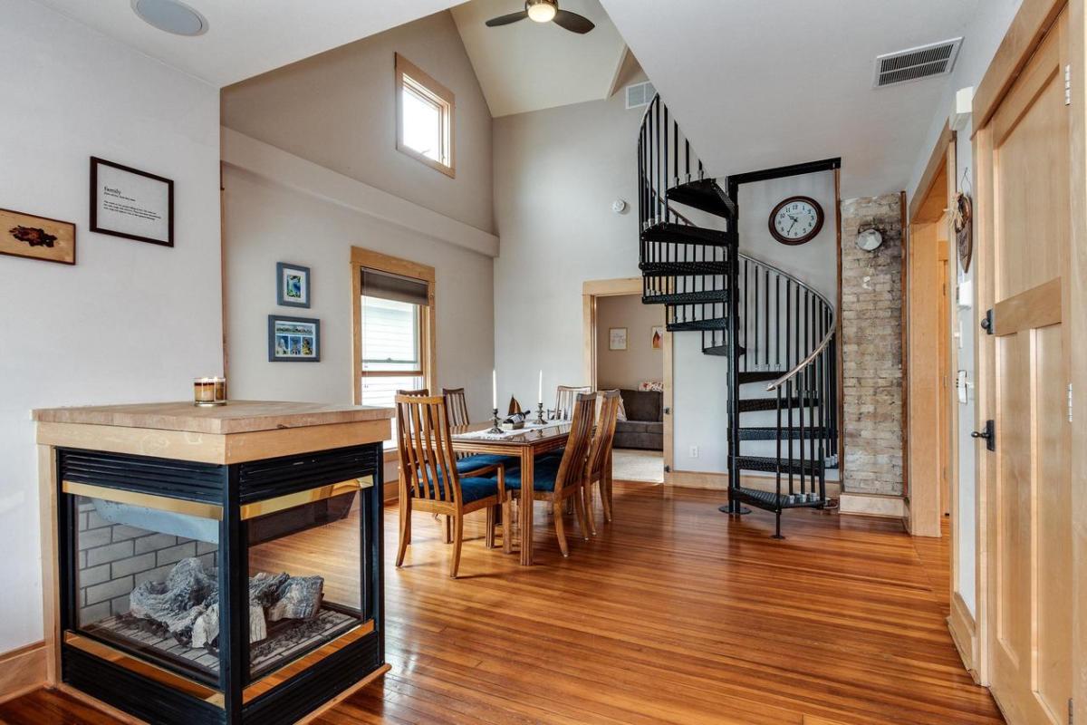 MLS #SCW2010947 image #0