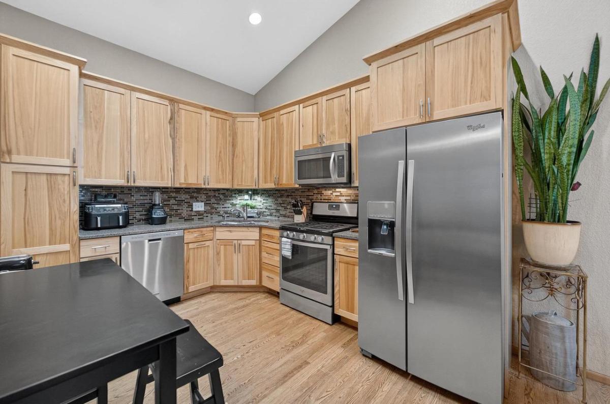 MLS #SCW2011594 image #0