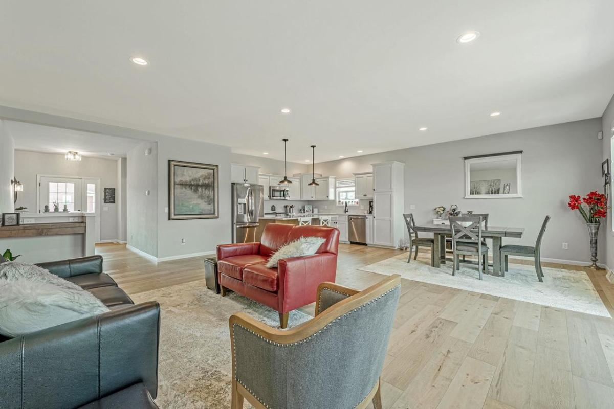 MLS #SCW2012350 image #0